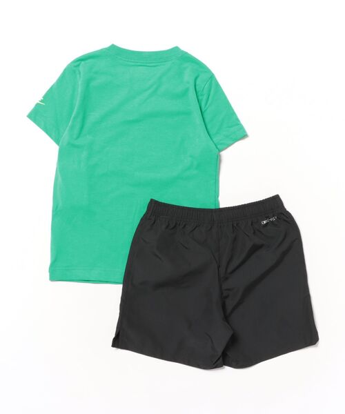 Nike ジャケット＆ショートパンツセット ナイキ ナイロンジャケット＆ショートパンツセット - メルカリ