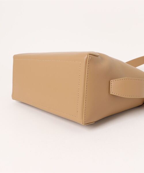 NiiNa】【高品質牛革】ワンハンドルスクエアショルダーレザーバッグ