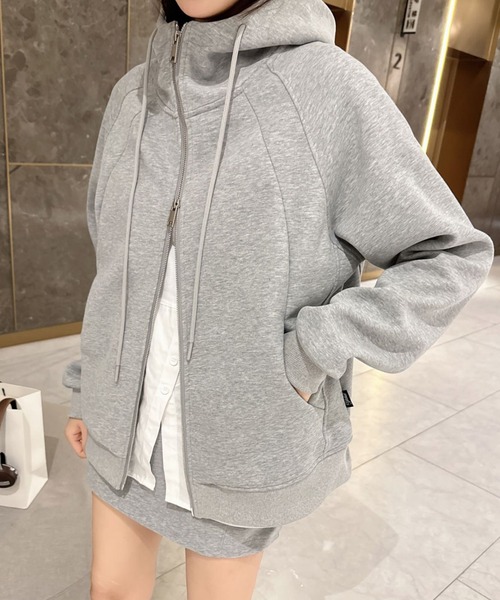 aimoha(アイモハ)の「ダブルジップパーカー(パーカー・レディース・ライトグレー/ダークグレー/ベージュ/杢グレー/ブラック/ライトベージュ/グレイッシュベージュ・FREE)」の4枚目の写真