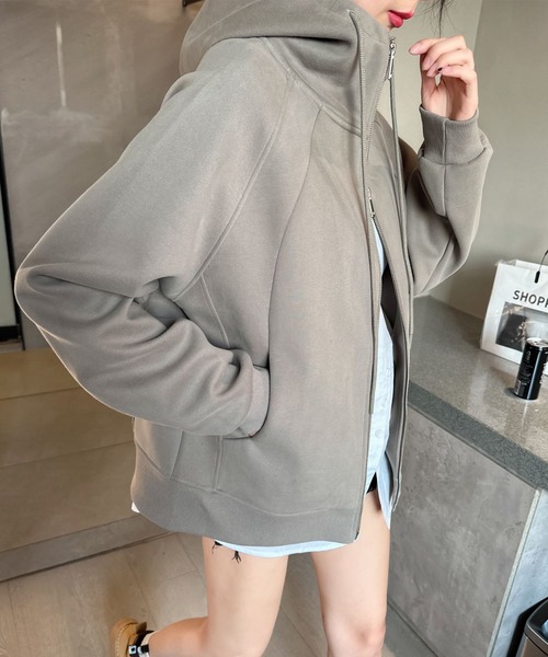 aimoha(アイモハ)の「ダブルジップパーカー(パーカー・レディース・ライトグレー/ダークグレー/ベージュ/杢グレー/ブラック/ライトベージュ/グレイッシュベージュ・FREE)」の17枚目の写真