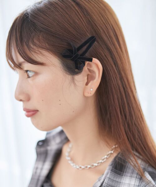 MAJESTIC LEGON(マジェスティックレゴン)の「クラシカルリボンヘアピンset(ヘアピン・レディース・ブラック/ボルドー・FREE)」の2枚目の写真