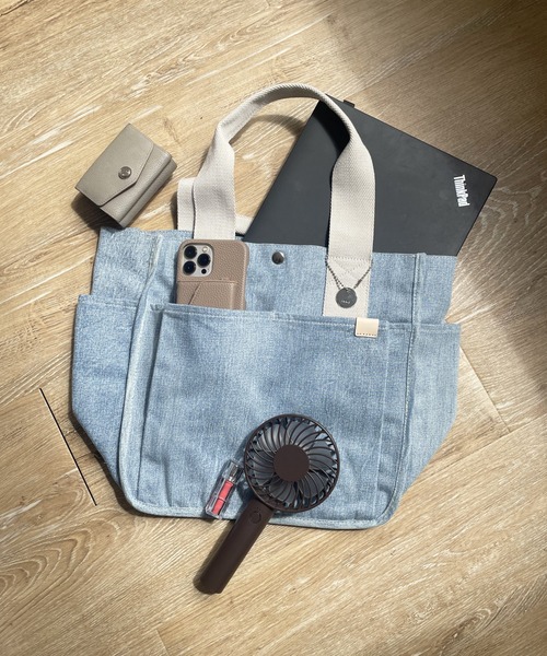 ikka（イッカ）の「キャンバスパイピングビッグトートバッグ（トートバッグ・レディース・オートミール/オフホワイト/ブルー/ブラック・FREE）」の4枚目の写真