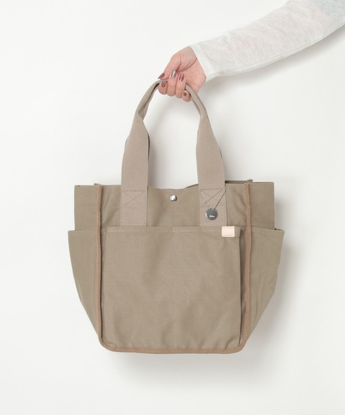 ikka（イッカ）の「キャンバスパイピングビッグトートバッグ（トートバッグ・レディース・オートミール/オフホワイト/ブルー/ブラック・FREE）」の19枚目の写真