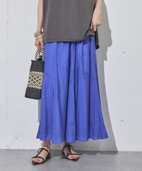 Doux archives（ドゥアルシーヴ）の「キリカエフレアスカート（スカート・レディース・ベージュ/ネイビー/ブラック/キャメル/ブルー/バーガンディー・FREE）」の4枚目の写真