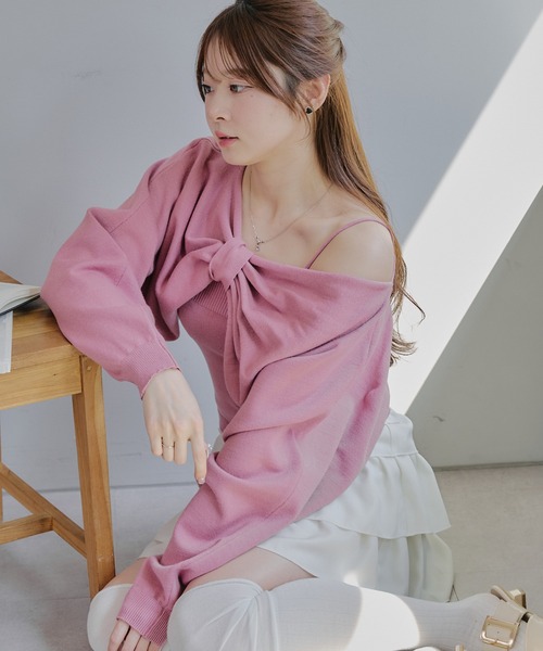 continuer de NICE CLAUP(コンティニューデナイスクラップ)の「2WAYリボンニット+キャミセット(ニット/セーター・レディース・アイボリー/ブルー/ピンク/グレー/チャコール・FREE)」の5枚目の写真