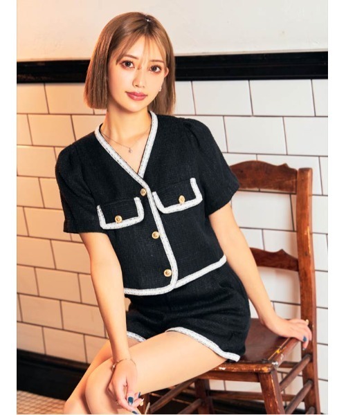 DAZZY(デイジー)の「ポケット モチーフ ツイード ショートパンツ セットアップ(ドレス・レディース・ブラック/ベージュ・M/L/S)」の6枚目の写真