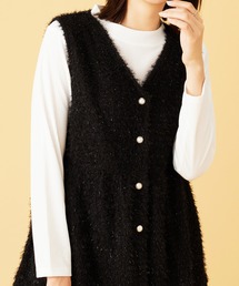 ラメシャギー素材ベストアンサンブル