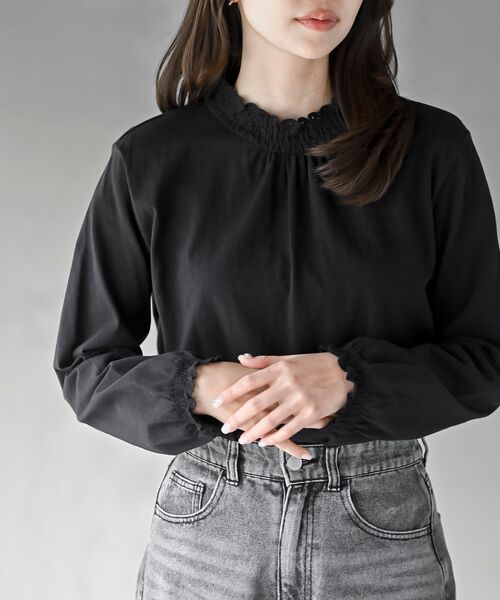 rps（アールピーエス）の「レース襟シャーリングカットソー（Tシャツ/カットソー・レディース・オフホワイト/ブラック/ラベンダー/グレイッシュベージュ/ライトグレー・フリー）」の10枚目の写真