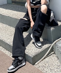ダメージブラックデニムパンツ