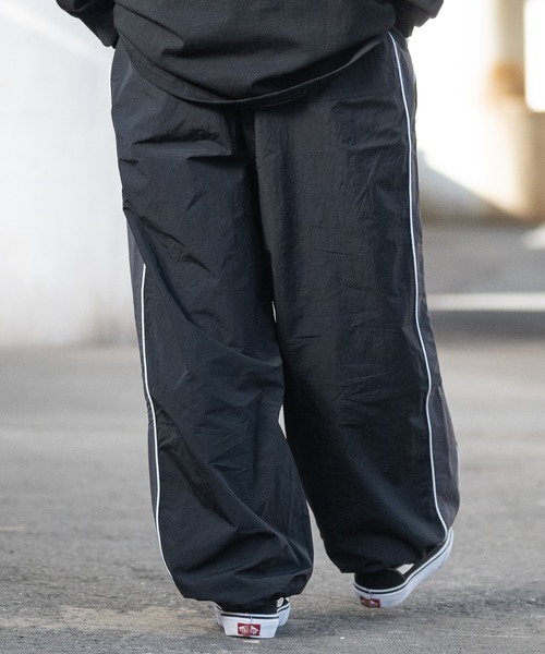 Red Cap Girl（レッドキャプガール）の「【a-r】〔RedCapGirl/レッドキャップガール〕サークルロゴ刺繍 サイドライン ナイロンカーゴパンツ（その他パンツ・メンズ・チャコールグレー/ネイビー/ライトグレー/ブラック・LARGE/MEDIUM）」の8枚目の写真