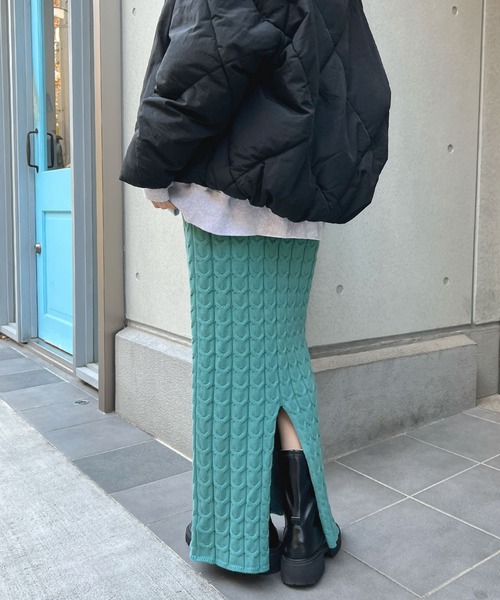 Futier land（フューティアランド）の「ケーブル編みニットタイトスカート（スカート・レディース・グリーン/ブラウン・FREE）」の8枚目の写真