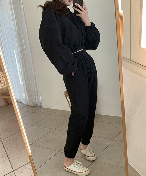 ショート丈 フード付き スウェット 上下 セットアップ（ルームウェア