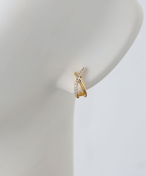 UNITED ARROWS(ユナイテッドアローズ)の「クロス パヴェ ピアス(ピアス(両耳用)・レディース・シルバー/ゴールド・FREE)」の5枚目の写真