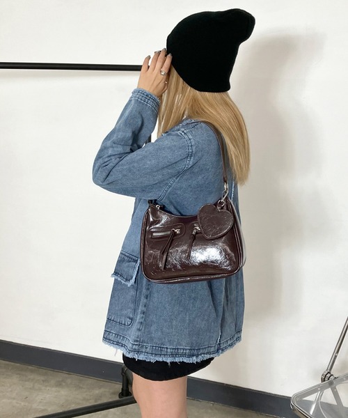 non-hedge（ノンヘッジ）の「ハートチャーム付2WAYバッグ（ショルダーバッグ・レディース・ブラック/ホワイト/ブラウン/レッド・FREE）」の19枚目の写真