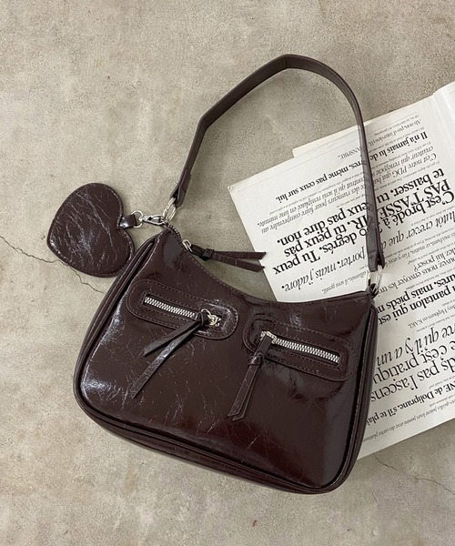 non-hedge（ノンヘッジ）の「ハートチャーム付2WAYバッグ（ショルダーバッグ・レディース・ブラック/ホワイト/ブラウン/レッド・FREE）」の20枚目の写真