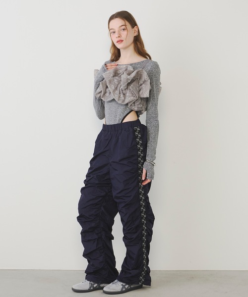 VIOLETTA（ヴィオレッタ）の「モノグラムロゴラインギャザーナイロンパンツ（その他パンツ・レディース・ネイビー/ピンク・S/M）」の17枚目の写真