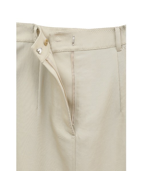 CLANE（クラネ）の「SHEER SWITCHING STRAIGHT SKIRT（スカート・レディース・ブラック/ホワイト/ベージュ・0/1/2）」の18枚目の写真