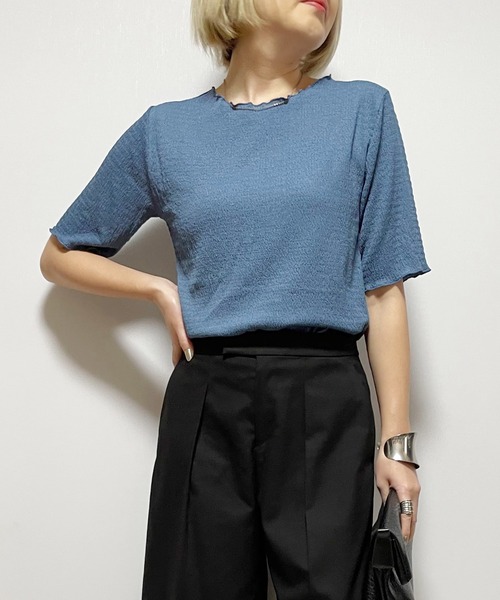 Fizz（フィズ）の「カットシャーリングクルーネックTee（Tシャツ/カットソー・レディース・イエロー/ブラック/アイボリー/グレイッシュベージュ/ブルー・M）」の5枚目の写真