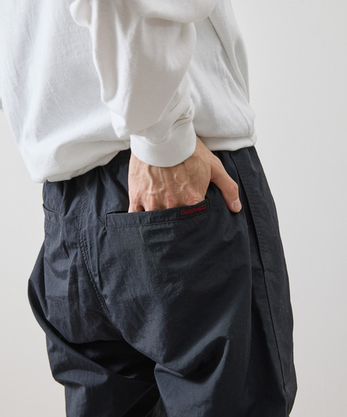 And A（アンドエー）の「Gramicci グラミチ / NYLON GRAMICCI PANT 撥水防風ナイロングラミチパンツ / GMP4-SJP03（その他パンツ・メンズ・ベージュ系その他/ネイビー/ブラック/オリーブ・X-LARGE/LARGE/MEDIUM/SMALL）」の19枚目の写真