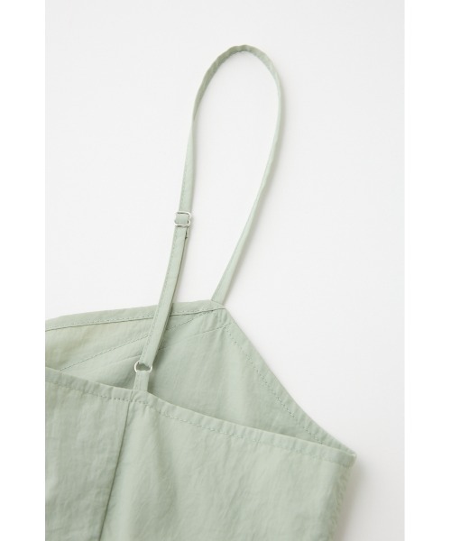 MOUSSY（マウジー）の「FRONT ZIP NYLON キャミドレス（ワンピース・レディース・ライトカーキ/ブラック/オフホワイト・1/2）」の15枚目の写真