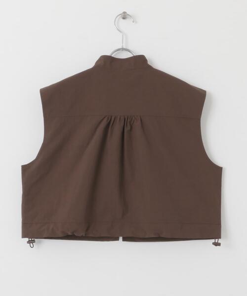 ITEMS URBANRESEARCH（アイテムズ アーバンリサーチ）の「ナイロンショートベスト（その他アウター・レディース・ブラック/ブラウン・FREE）」の18枚目の写真