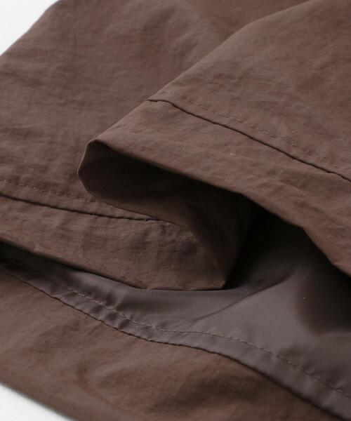 ITEMS URBANRESEARCH（アイテムズ アーバンリサーチ）の「ナイロンショートベスト（その他アウター・レディース・ブラック/ブラウン・FREE）」の19枚目の写真