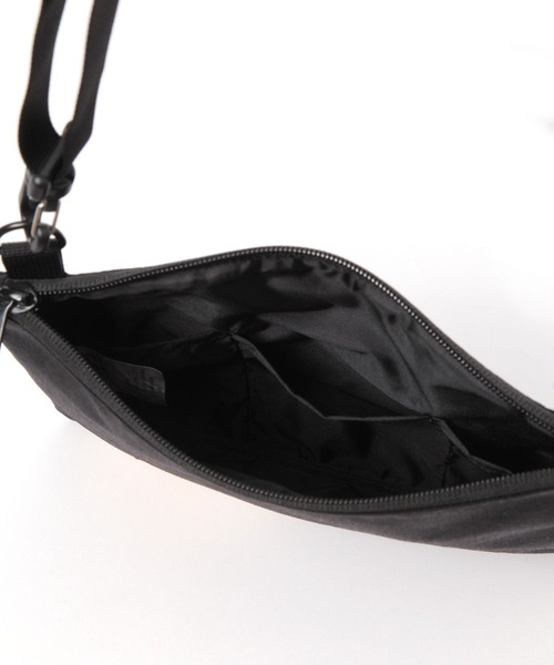 LOWRYS FARM（ローリーズファーム）の「ＫＥＬＴＹ　ＦＬＡＴポーチＳ　153224（ボディバッグ/ウエストポーチ・メンズ・グレー/ブラック・FREE）」の11枚目の写真