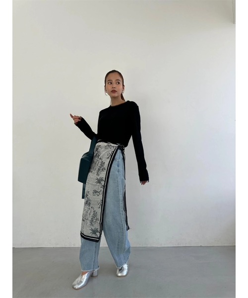 TRUNC(トランクエイティーエイト)の「Tulle Rib Long Sleeve TEE(Tシャツ/カットソー・レディース・アイボリー/ブラック/ネイビー・FREE)」の13枚目の写真