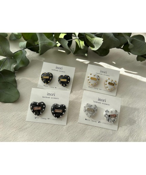 tone(トーン)の「【inori】天然石スタッズmini(ハート)(MA)(ピアス(両耳用)・レディース・ホワイト×ゴールド/その他/ホワイト×シルバー/ブラック×シルバー/ブラック×ゴールド・FREE)」の11枚目の写真