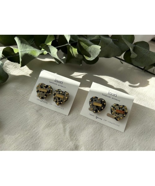 tone(トーン)の「【inori】天然石スタッズmini(ハート)(MA)(ピアス(両耳用)・レディース・ホワイト×ゴールド/その他/ホワイト×シルバー/ブラック×シルバー/ブラック×ゴールド・FREE)」の6枚目の写真