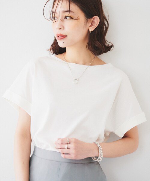 UNTITLED(アンタイトル)の「ドルマンスリーブプルオーバー(Tシャツ/カットソー・レディース・ブラック/ブラウン系その他/オフホワイト・00/02/04/44/48)」の2枚目の写真