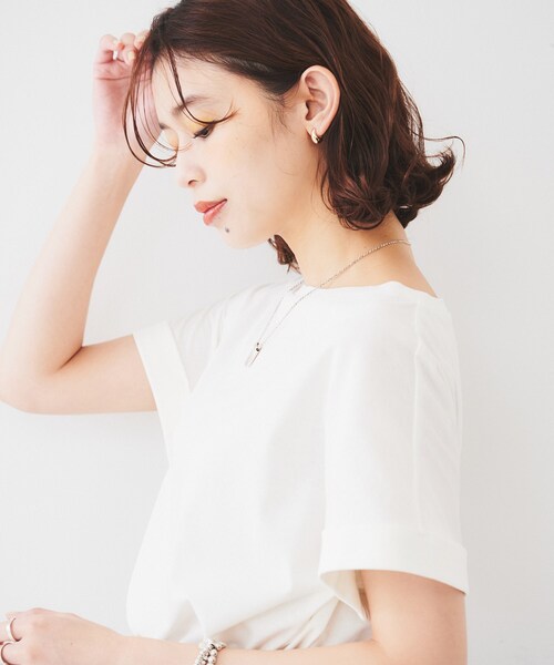 UNTITLED(アンタイトル)の「ドルマンスリーブプルオーバー(Tシャツ/カットソー・レディース・ブラック/ブラウン系その他/オフホワイト・00/02/04/44/48)」の5枚目の写真