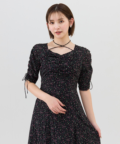 セール】フラワープリントシャーリングワンピース（ワンピース