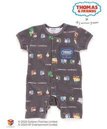 Thomas（トーマス）の「【きかんしゃトーマス×つむぱぱ×SLAPSLIP】【お揃い】THOMAS＆FRIENDS総柄半袖ロンパースベビー(60~80cm)（ロンパース）」