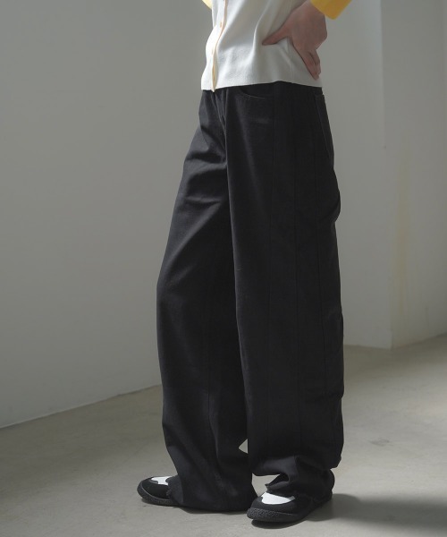 Clum(クルム)の「hem fringe design Full length curved denim pants / 裾フリンジデザインフルレングスカーブデニムパンツ(デニムパンツ・レディース・グレー/ブルー/ライトブルー/ブラック・FREE)」の8枚目の写真