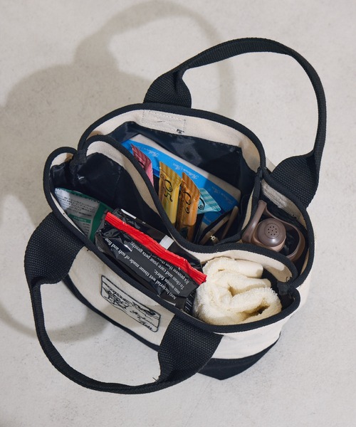 KATHARINE ROSS（キャサリンロス）の「【KATHARINE ROSS】【キャサリンちゃんロスくん】ミニトートバッグ（トートバッグ・レディース・ブラック系その他/ホワイト系その他/ブラック・MEDIUM）」の15枚目の写真