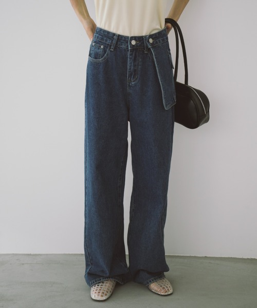 duei(デュイ)の「アシメサロン付ストレートデニム(デニムパンツ・レディース・ブルー/ライトブルー・FREE)」の3枚目の写真