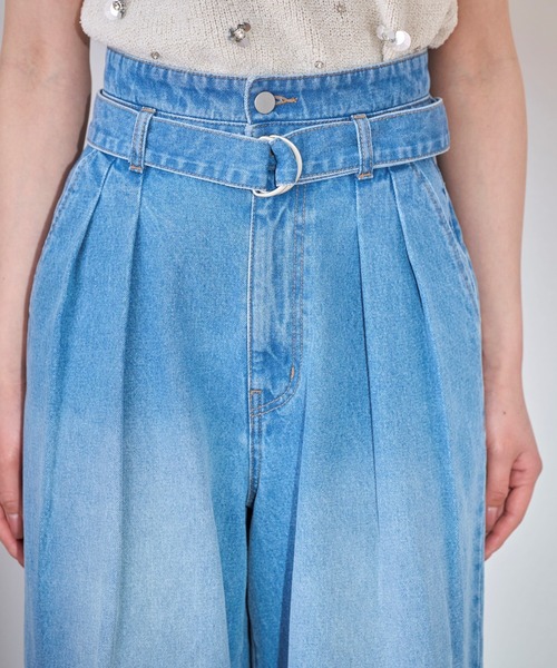 31 Sons de mode（トランテアン　ソン　ドゥ　モード）の「ベルト付きワイドデニムパンツ（デニムパンツ・レディース・インディゴブルー/サックスブルー・S/M）」の22枚目の写真