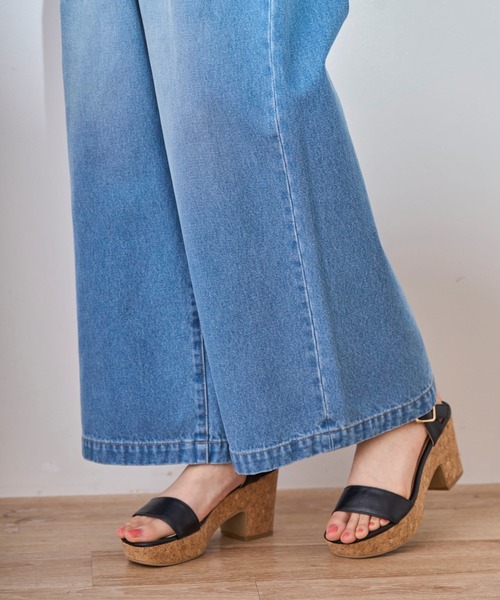 31 Sons de mode（トランテアン　ソン　ドゥ　モード）の「ベルト付きワイドデニムパンツ（デニムパンツ・レディース・インディゴブルー/サックスブルー・S/M）」の5枚目の写真