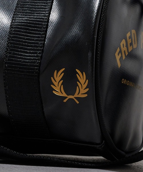 FRED PERRY（フレッドペリー）の「【FRED PERRY】TONAL CLASSIC MINI BARREL BAG フレッドペリー ミニバレルバッグ ドラムバッグ L1400（ドラムバッグ・レディース・ブラック・FREE）」の11枚目の写真