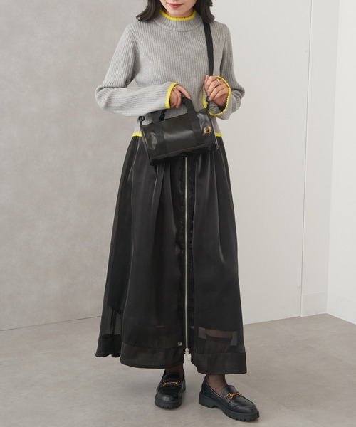 FRED PERRY（フレッドペリー）の「【FRED PERRY】TONAL CLASSIC MINI BARREL BAG フレッドペリー ミニバレルバッグ ドラムバッグ L1400（ドラムバッグ・レディース・ブラック・FREE）」の7枚目の写真