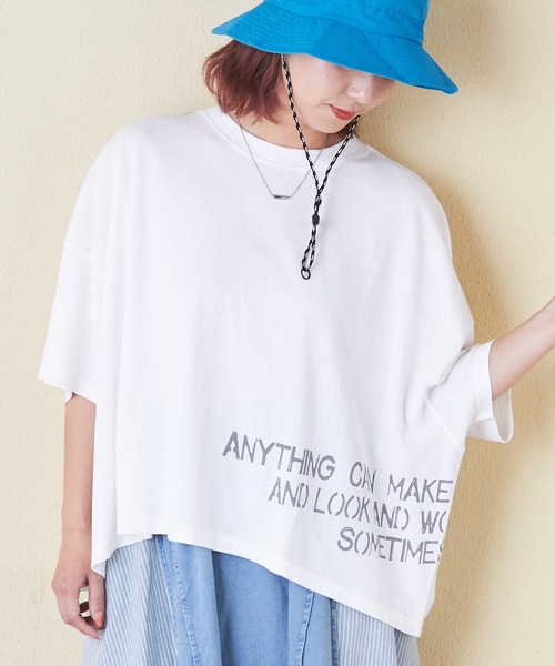 CUBE SUGAR(キューブシュガー)の「32/-OE天竺裾プリントTシャツ(Tシャツ/カットソー・レディース・ラベンダー/ピンク/ホワイト/マルチ/スミクロ・M)」の2枚目の写真