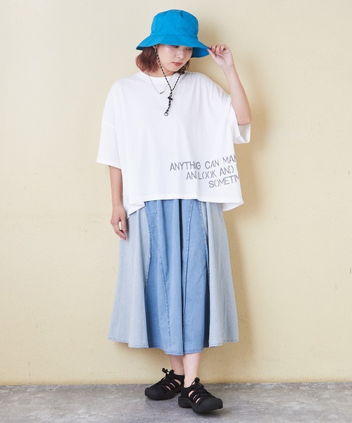 CUBE SUGAR(キューブシュガー)の「32/-OE天竺裾プリントTシャツ(Tシャツ/カットソー・レディース・ラベンダー/ピンク/ホワイト/マルチ/スミクロ・M)」の8枚目の写真