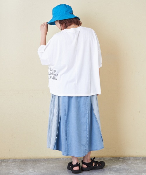 CUBE SUGAR(キューブシュガー)の「32/-OE天竺裾プリントTシャツ(Tシャツ/カットソー・レディース・ラベンダー/ピンク/ホワイト/マルチ/スミクロ・M)」の10枚目の写真