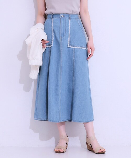 Cutie Blonde(キューティーブロンド)の「【S-LL】フリンジポケットがアクセント デニムフレアスカート(スカート・レディース・ブラック/ライトブルー・01/02/03/04)」の2枚目の写真
