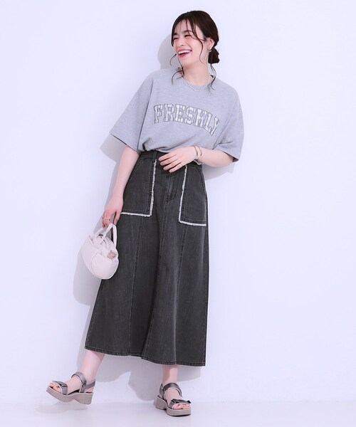 Cutie Blonde(キューティーブロンド)の「【S-LL】フリンジポケットがアクセント デニムフレアスカート(スカート・レディース・ブラック/ライトブルー・01/02/03/04)」の9枚目の写真