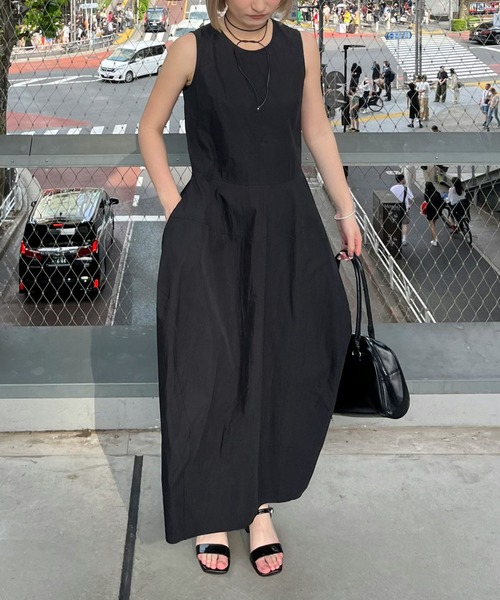 LIENCOEUR（リアンクール）の「スリムコクーンワンピース（ワンピース・レディース・ライトグレー/ブラック・FREE）」の14枚目の写真