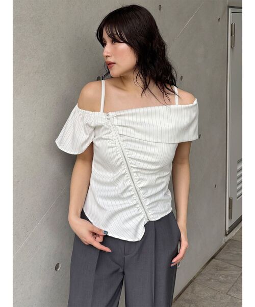 MURUA(ムルーア)の「オフショルシャーリングシャツ(シャツ/ブラウス・レディース・ブラック/ブラウン/ホワイト・FREE)」の21枚目の写真