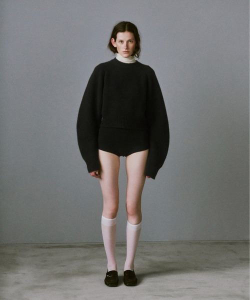 TODAYFUL（トゥデイフル）の「Wool 100% Raglan Knit（ニット/セーター・レディース・ブラック/チャコールグレー/ブラウン・FREE）」の4枚目の写真