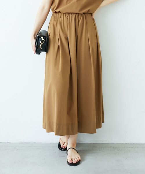 le.coeur blanc（ルクールブラン）の「ナイロンストレッチタックギャザースカート（スカート・レディース・ブラウン/グリーン/ベージュ・36/38）」の3枚目の写真